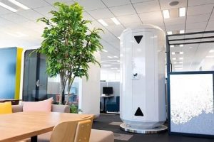 طراحی یک اتاقک برای چرت زدن ایستاده در ساعت کاری!